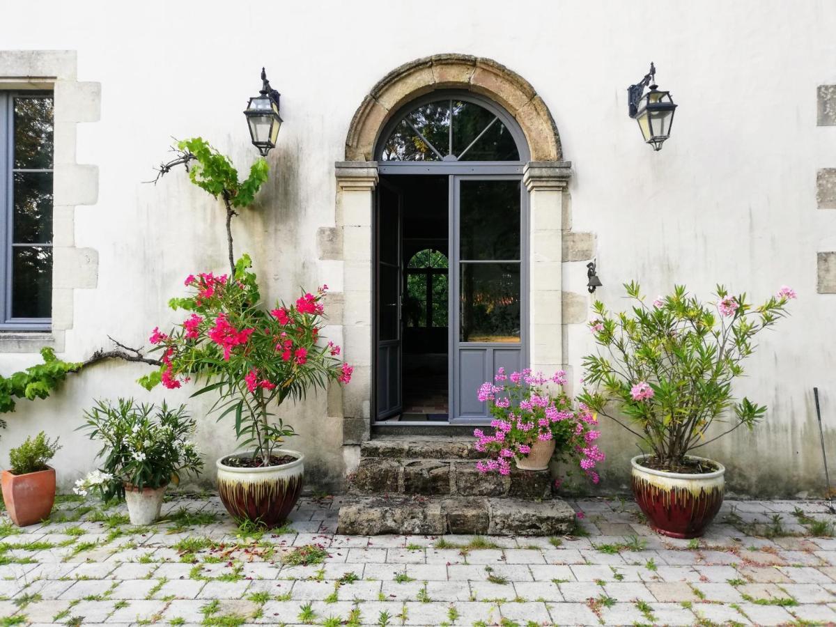 Au Logis De La Mongie Soullans Exterior foto