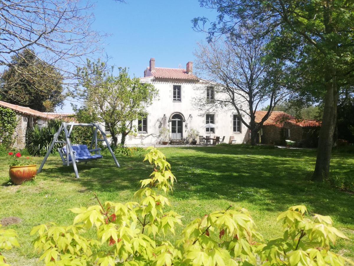Au Logis De La Mongie Soullans Exterior foto